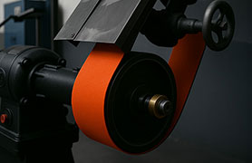 FANDELI, cómo optimizar costos operativos con bandas abrasivas SC26